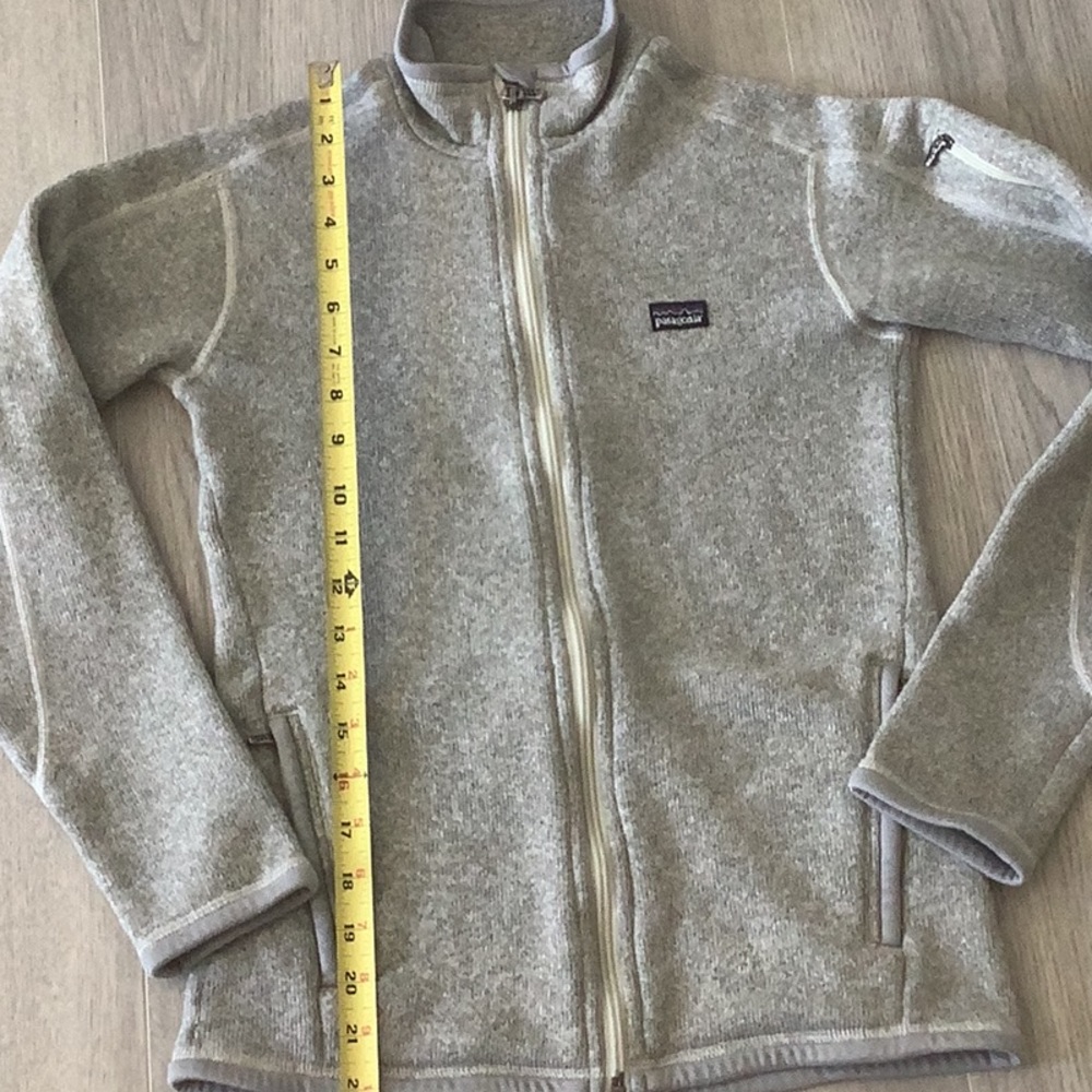 Patagonia women Better Sweater Jacket in XS - Picture 4 of 6